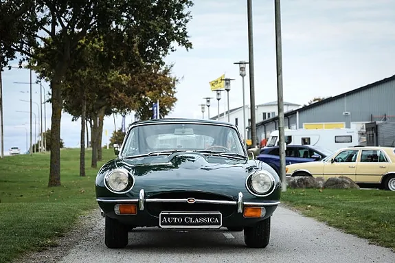 Jaguar E-Type 1969 photo 3