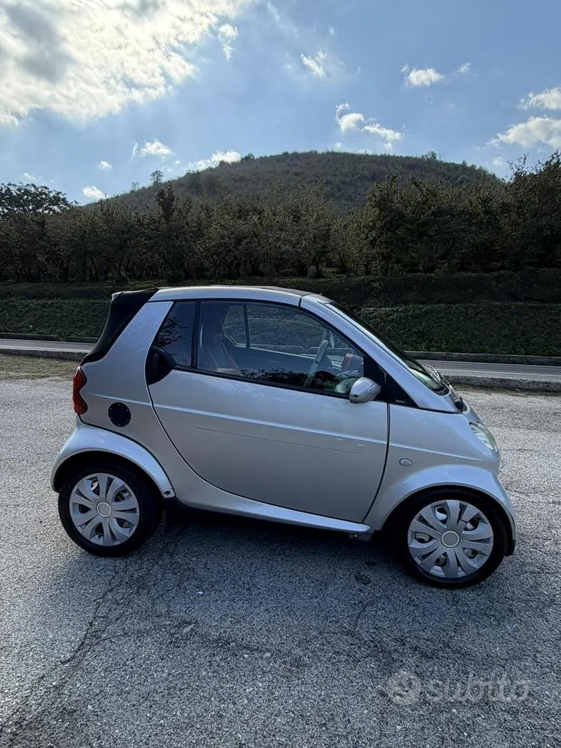 Smart Fortwo 2018 photo 3