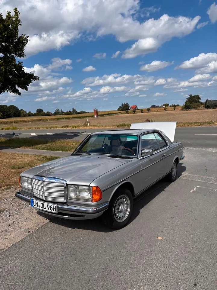 Mercedes-Benz 230 Ce