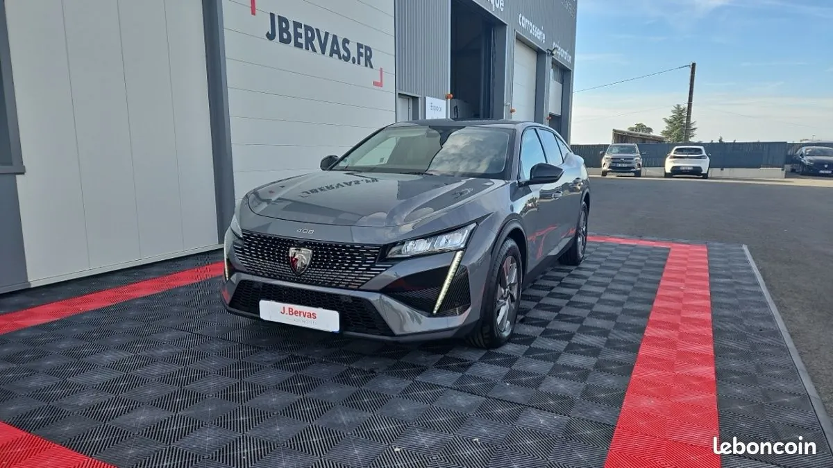 Peugeot 408