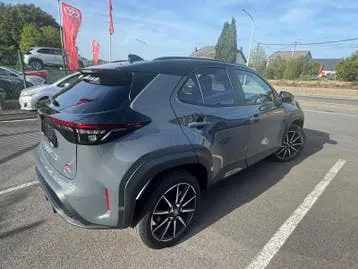 Toyota Yaris Cross 2025 photo 3