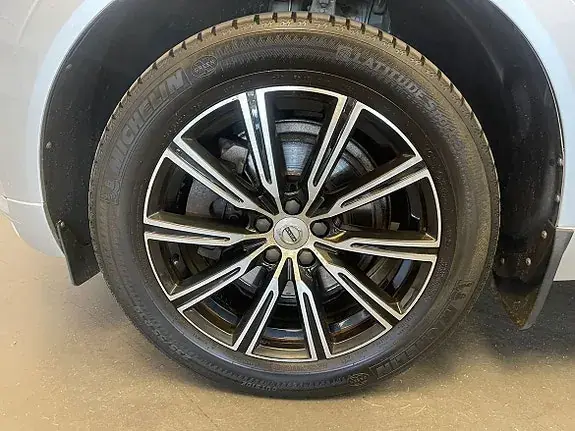 Volvo Xc60 2020 photo 5