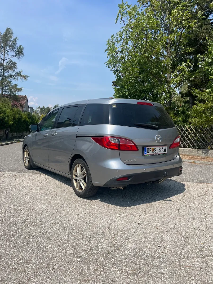 Mazda Mazda5 2013 photo 2