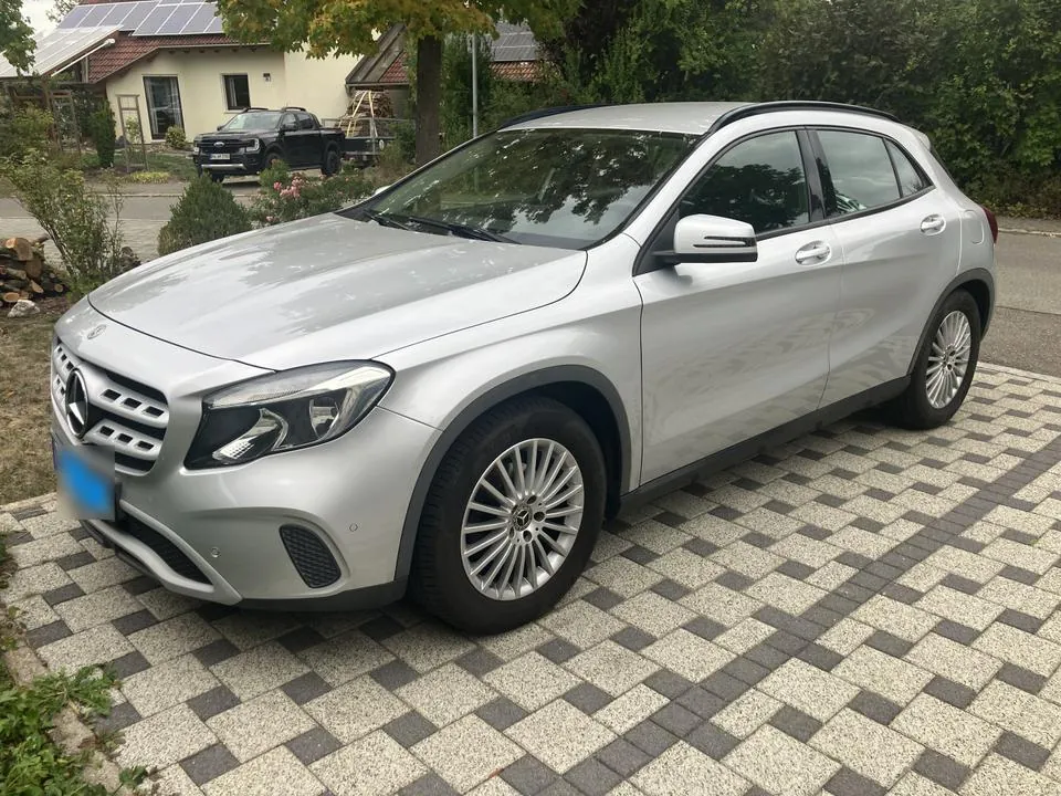 Mercedes-Benz Gla 180