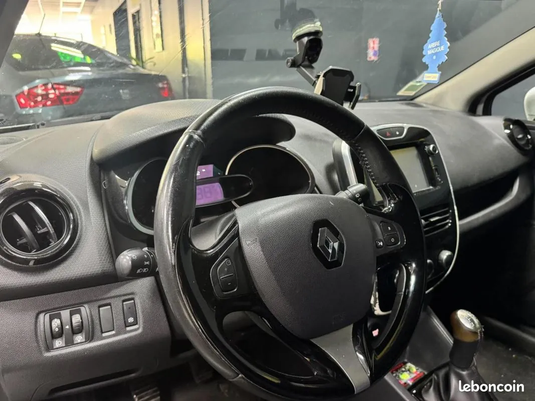Renault Clio 2016 photo 5