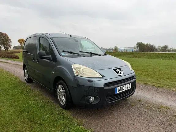 Peugeot Partner 2010 photo 3