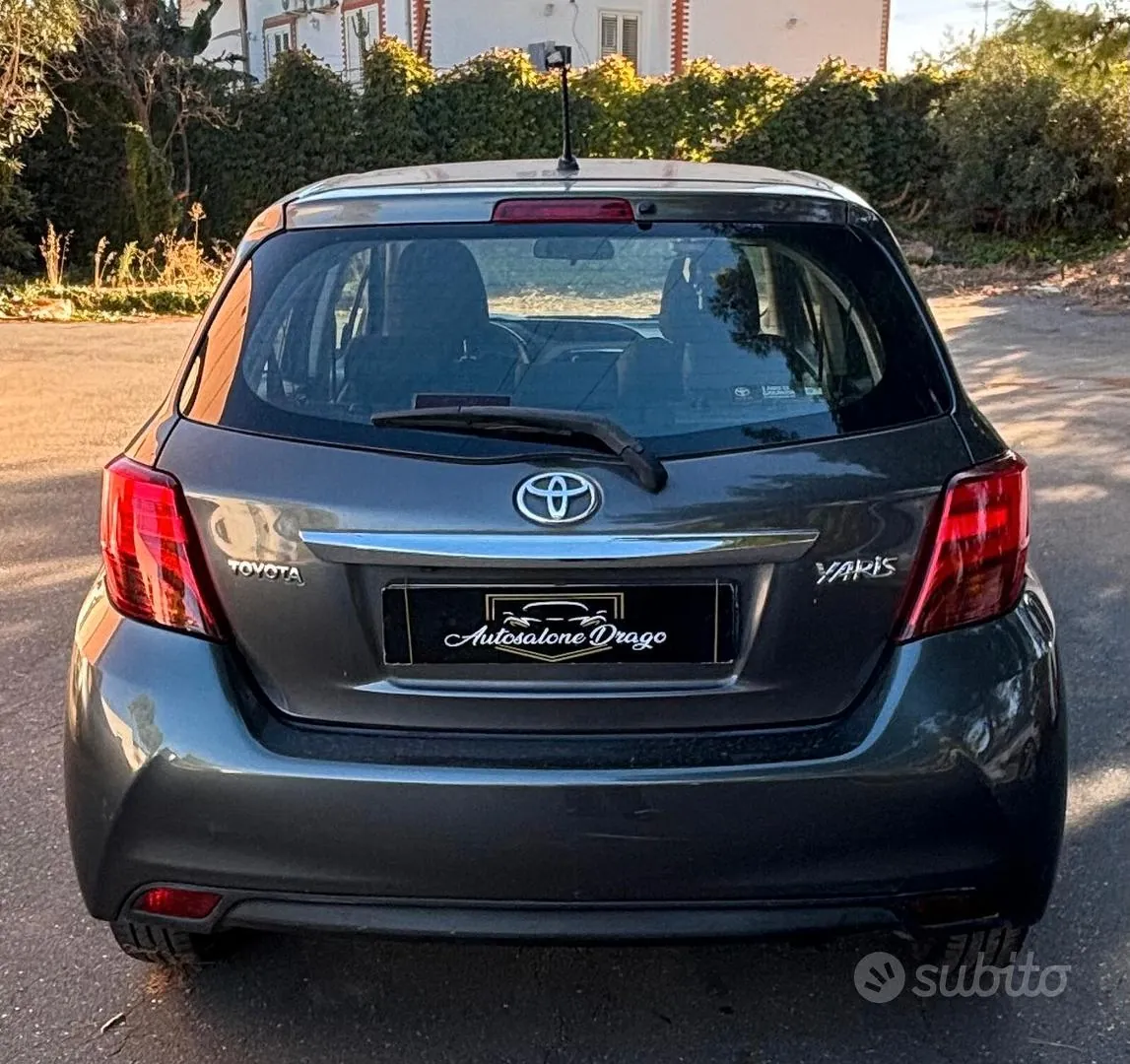 Toyota Yaris 2017 photo 4