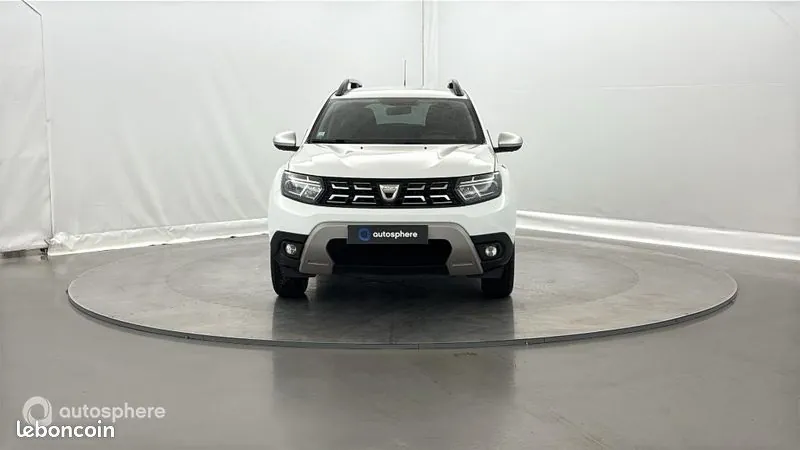 Dacia Duster 2022 photo 2
