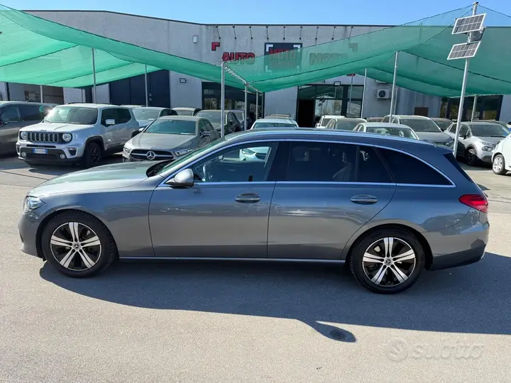 Mercedes-Benz C-Class 2023 photo 2