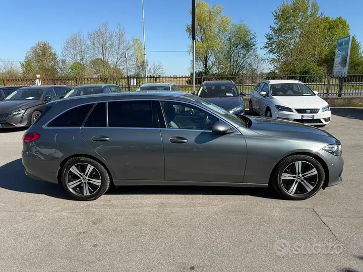 Mercedes-Benz C-Class 2023 photo 5