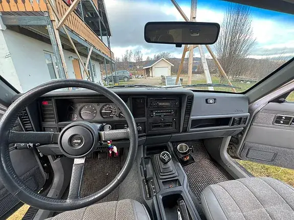 Jeep Cherokee 1992 photo 2