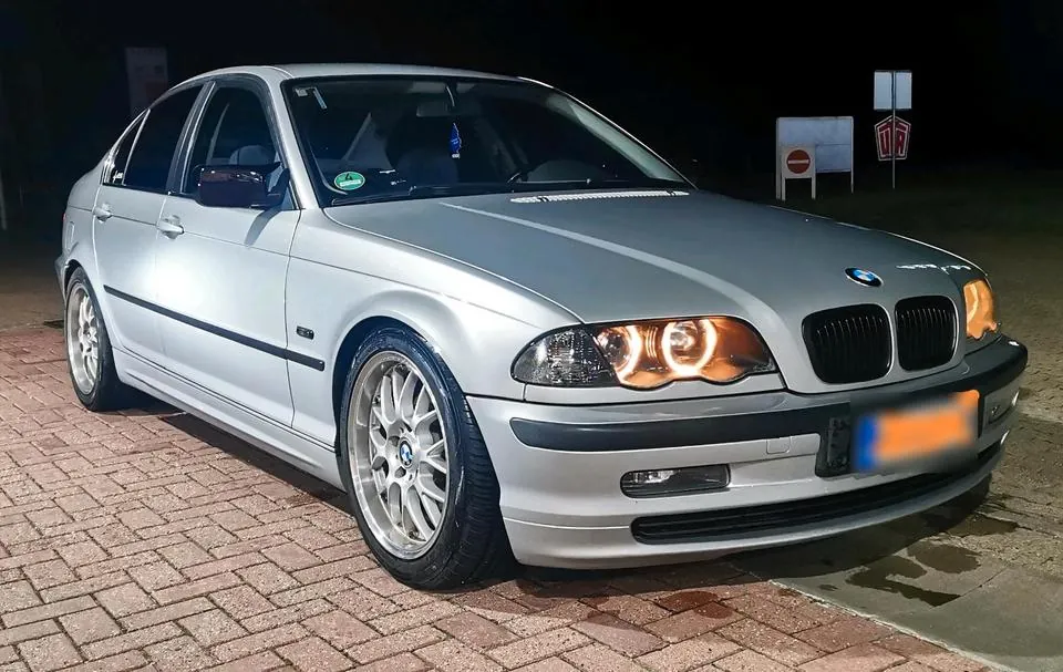 BMW E46 320I