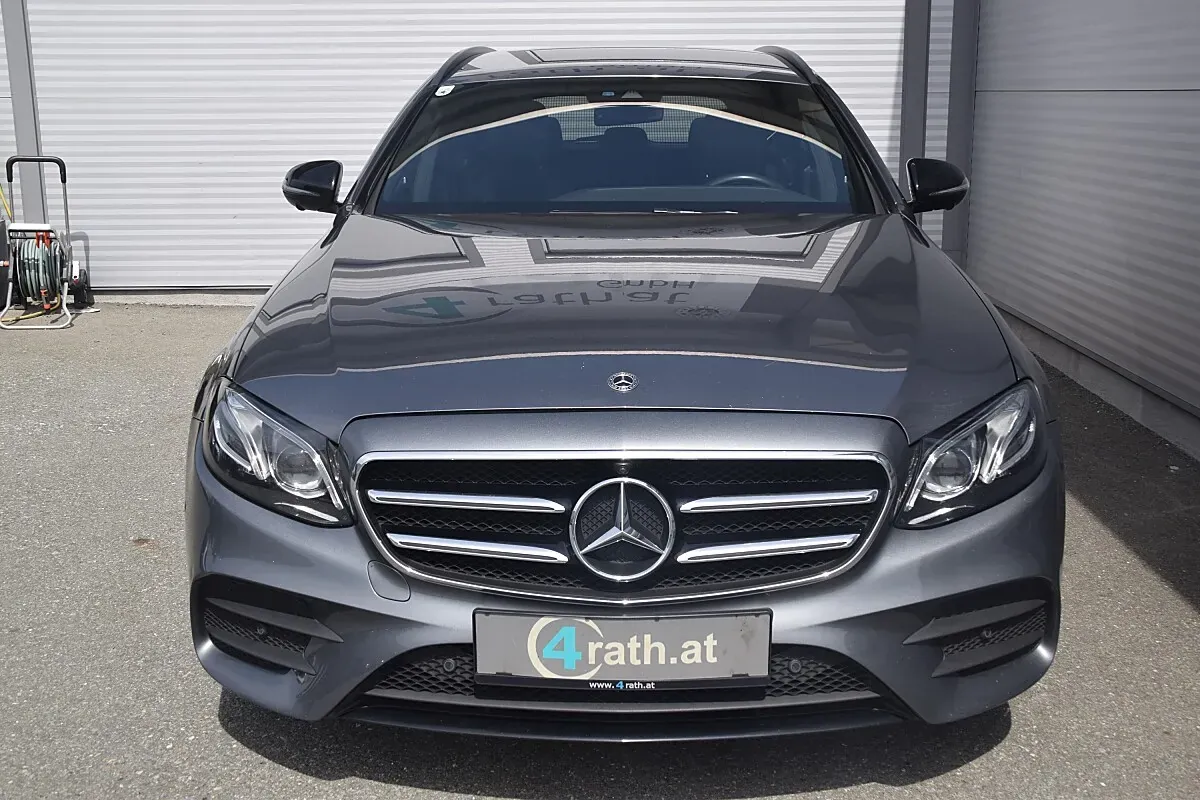 Mercedes-Benz E-Class 2018 photo 3