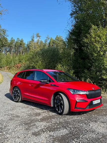 Skoda Enyaq 2022 photo 2