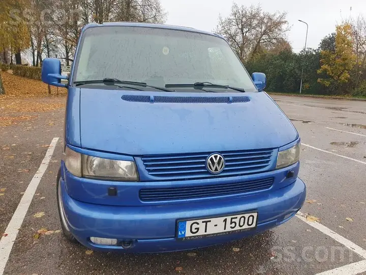Volkswagen Caravelle 1998 photo 3