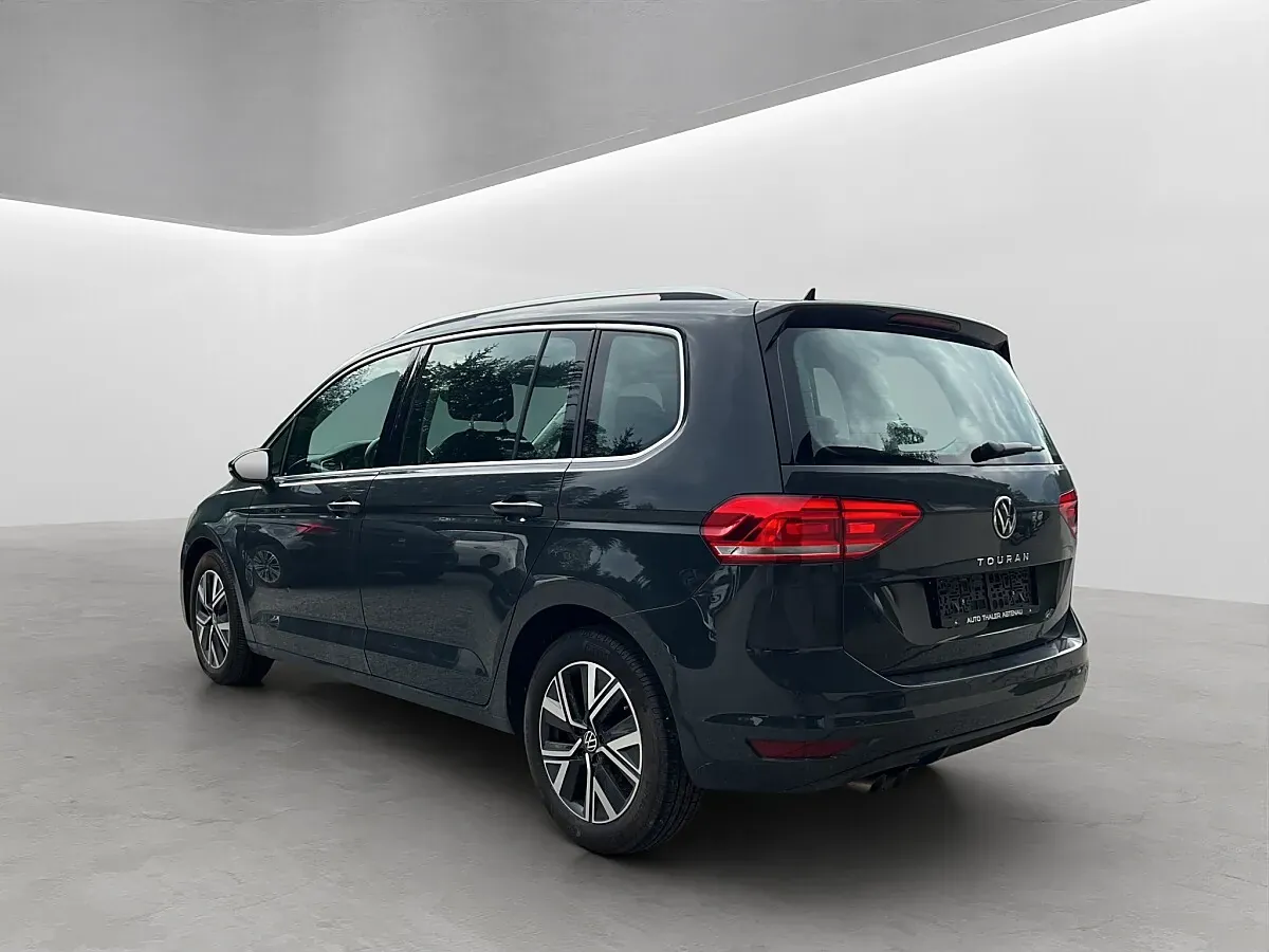 Volkswagen Touran 2022 photo 3