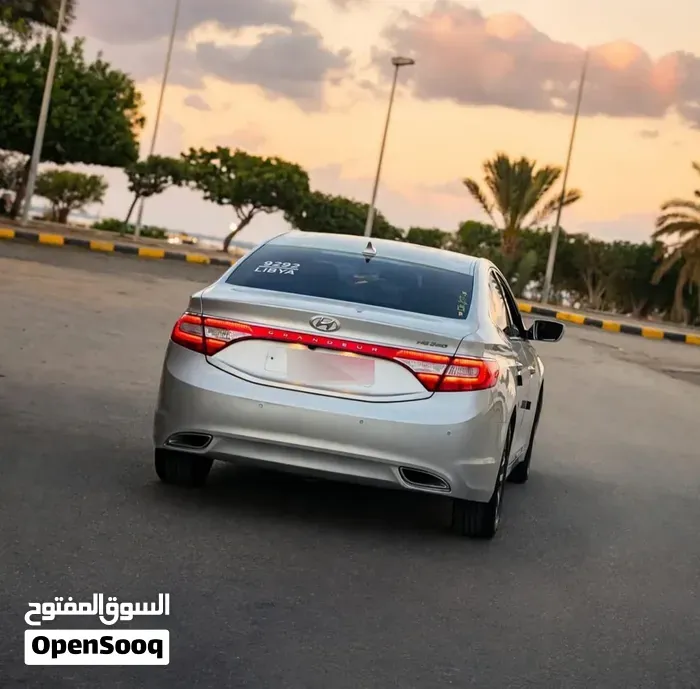 Hyundai Azera 2012 photo 3