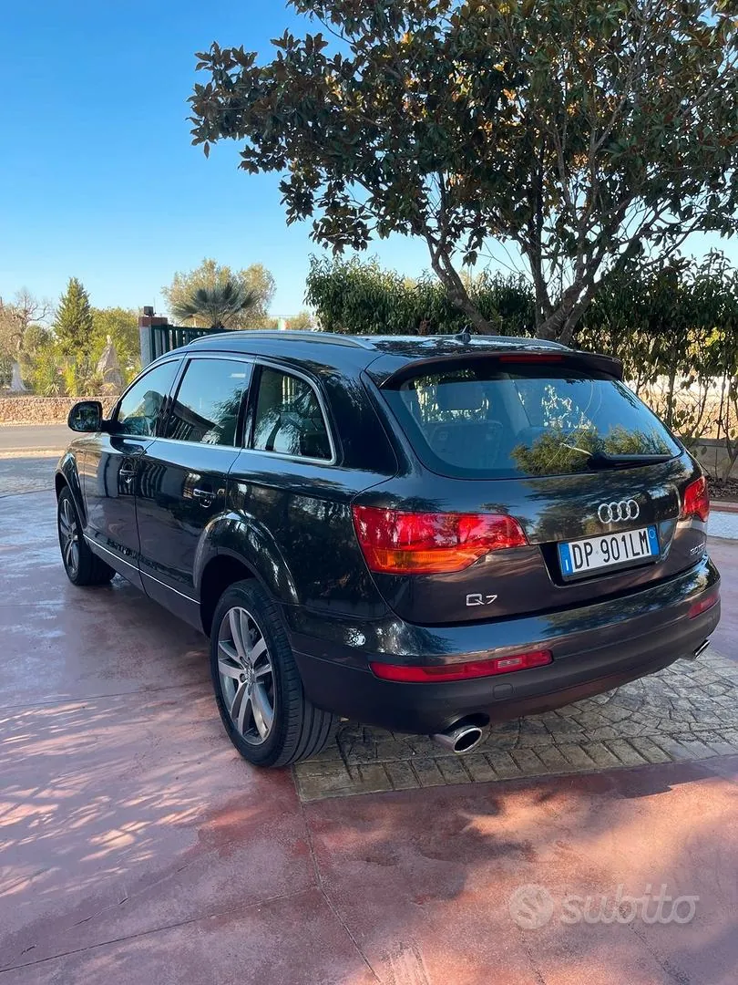 Audi Q7 2008 photo 3