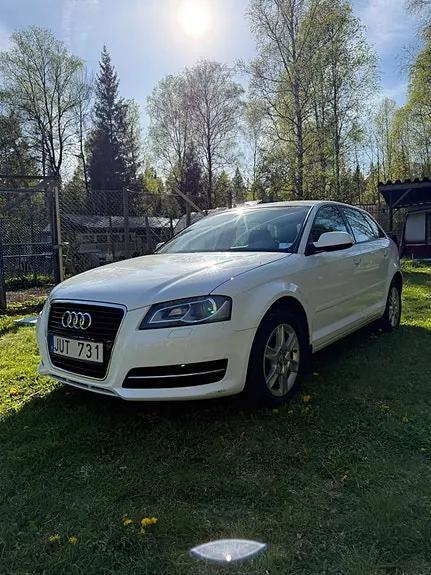 Audi A3 2012 photo 2