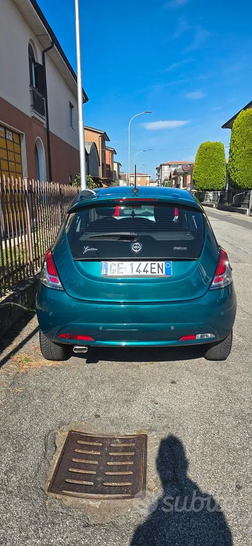 Lancia Ypsilon 2021 photo 2