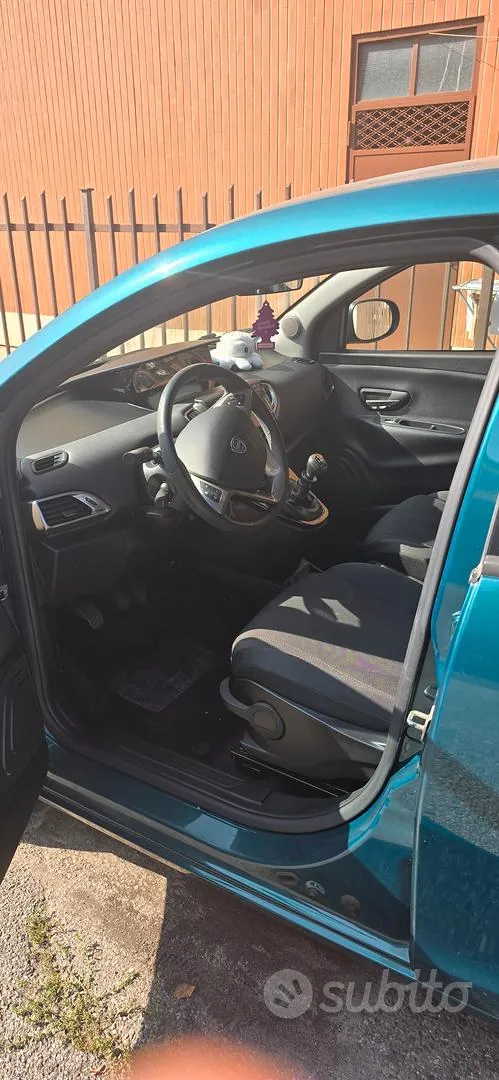 Lancia Ypsilon 2021 photo 5