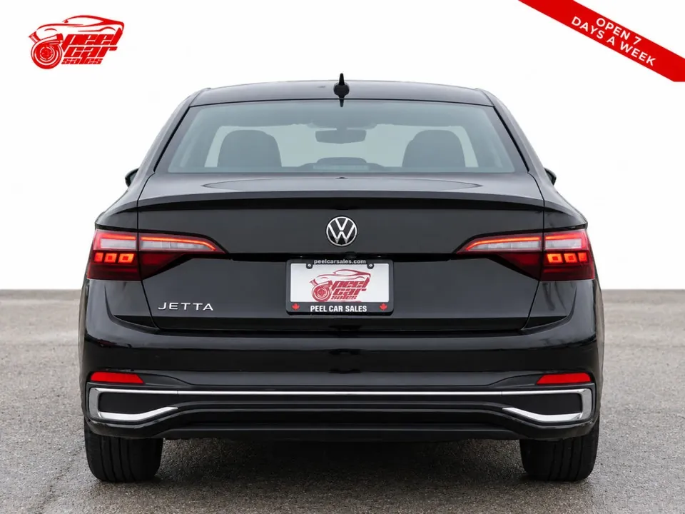 Volkswagen Jetta 2024 photo 3