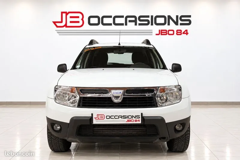 Dacia Duster 2010 photo 2