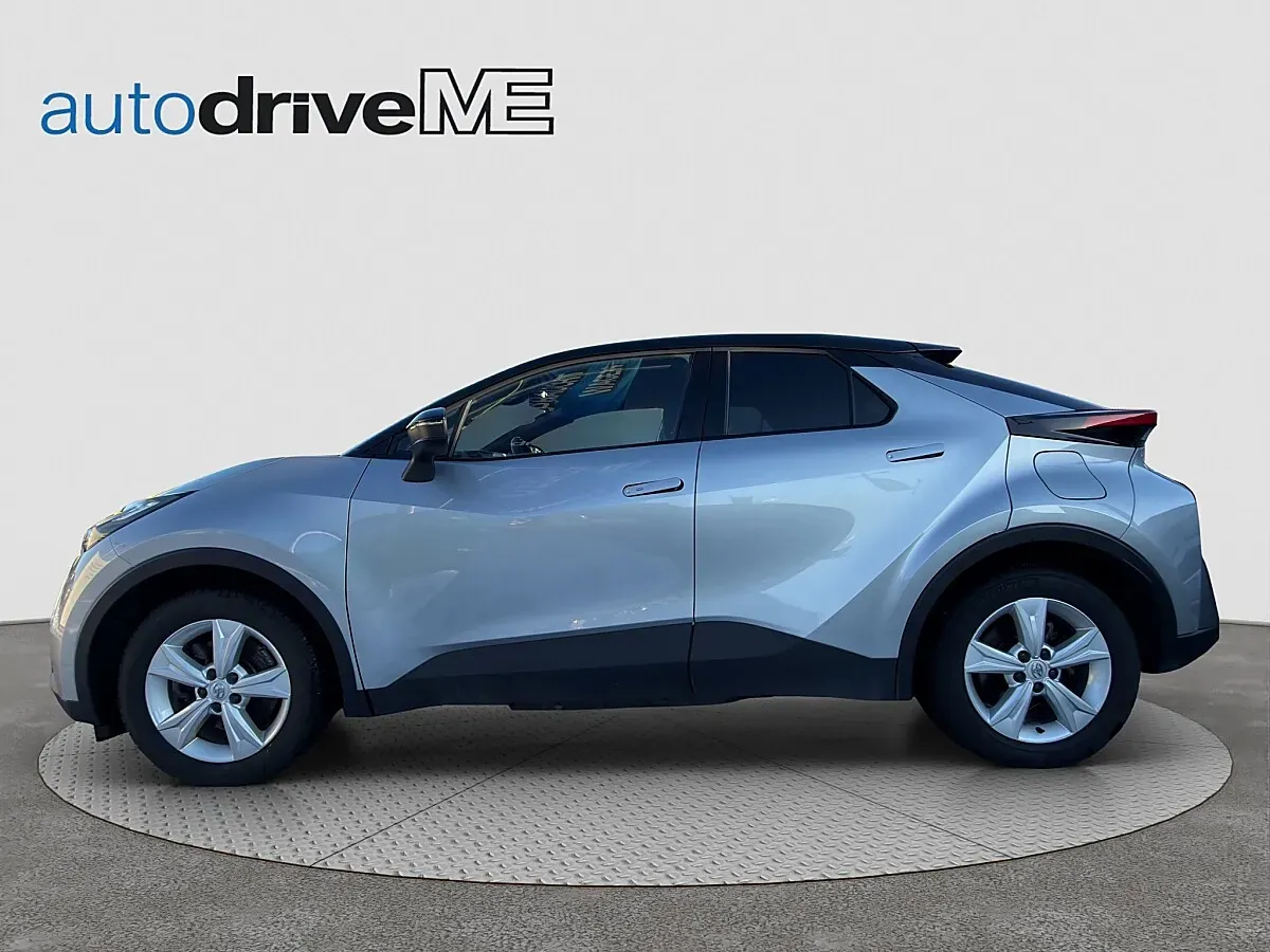 Toyota C-Hr 2024 photo 3