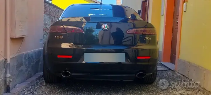 Alfa Romeo 159 2011 photo 3
