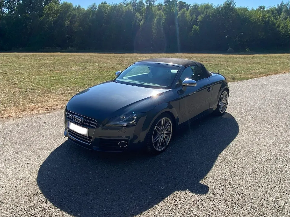 Audi Tt 2010 photo 2