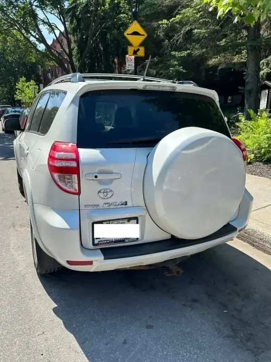 Toyota Rav4 2010 photo 2