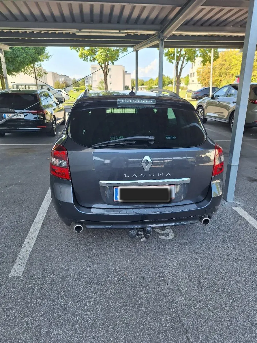 Renault Laguna 2013 photo 3