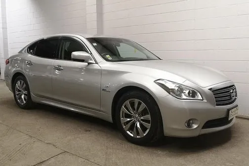 Nissan Fuga