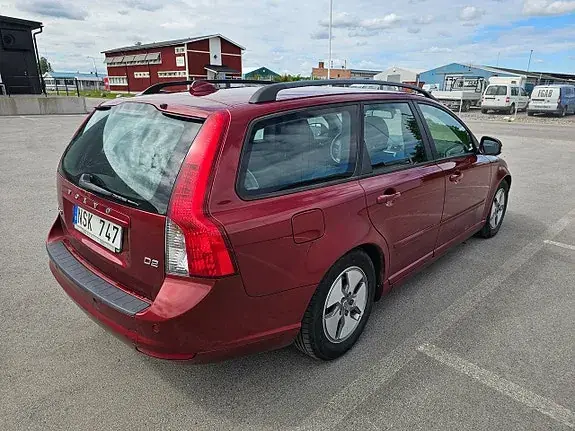 Volvo V50 2011 photo 5