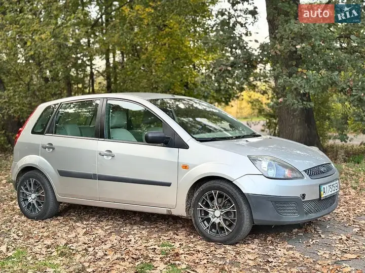 Ford Fiesta 2007 photo 4