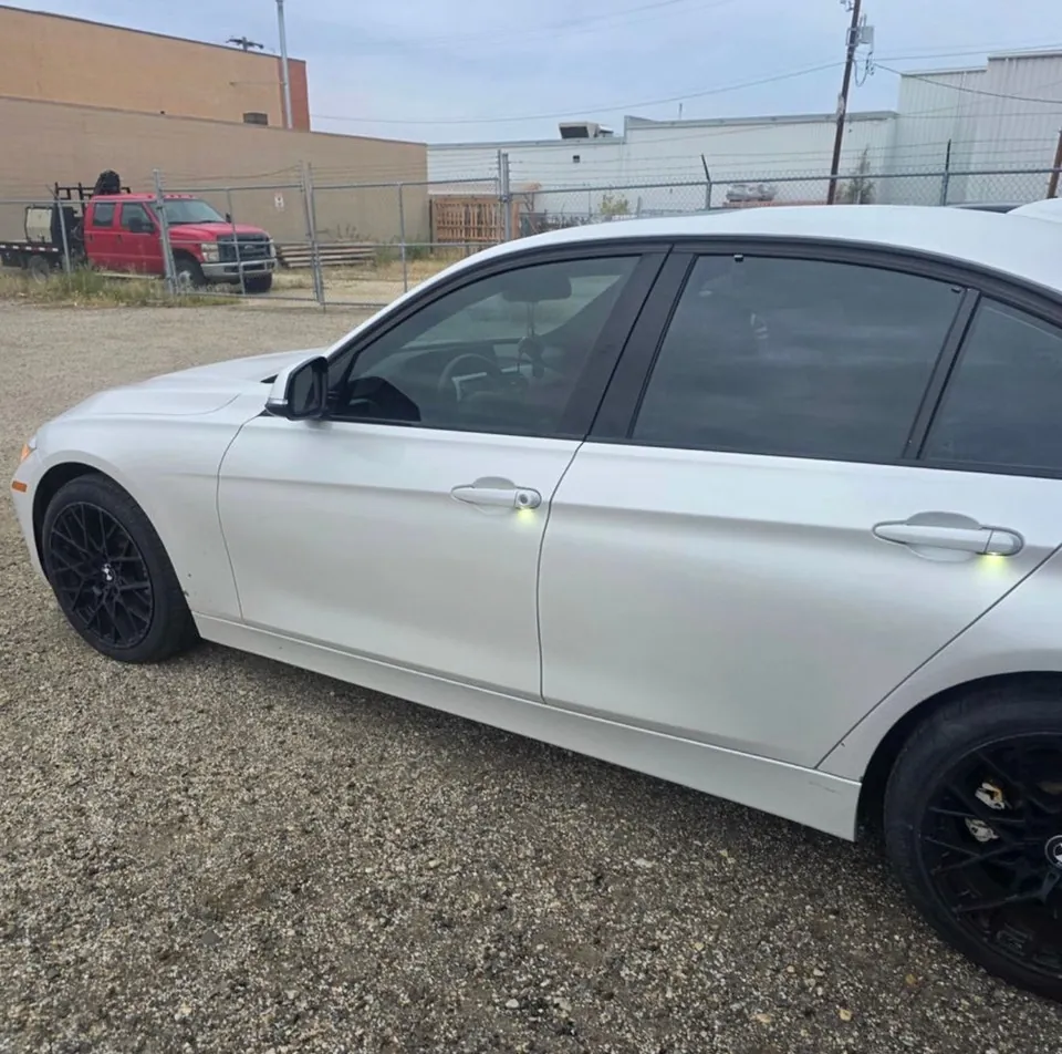 BMW 328I 2013 photo 2