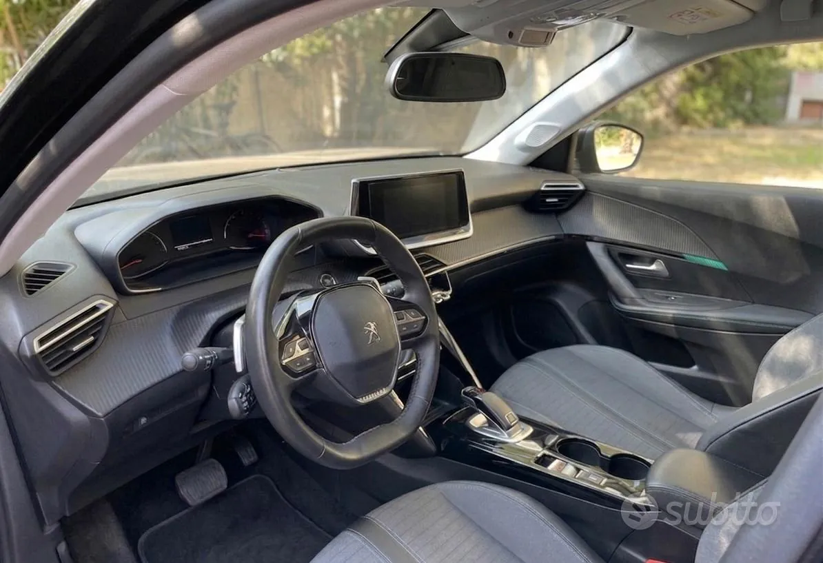Peugeot 2008 2021 photo 4