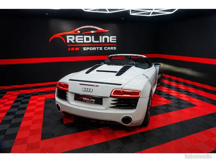 Audi R8 2014 photo 5