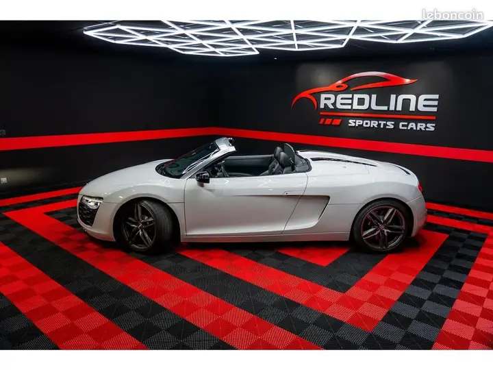 Audi R8 2014 photo 3