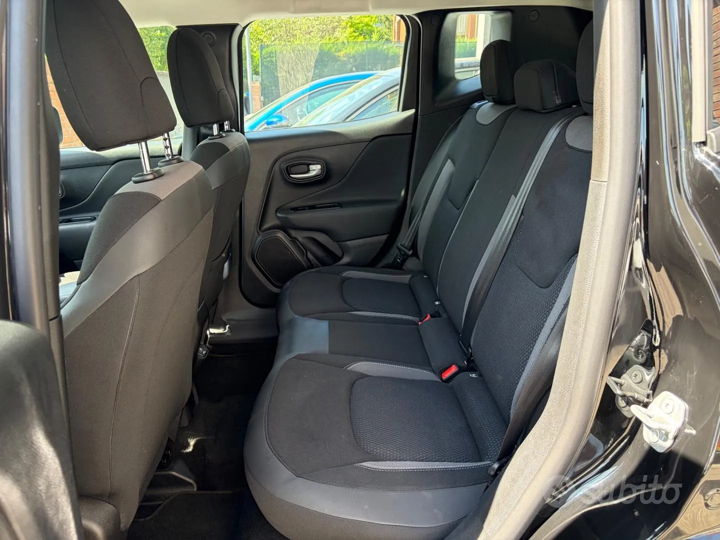Jeep Renegade 2023 photo 5