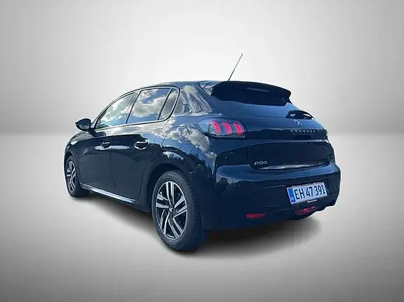 Peugeot 208 2020 photo 2