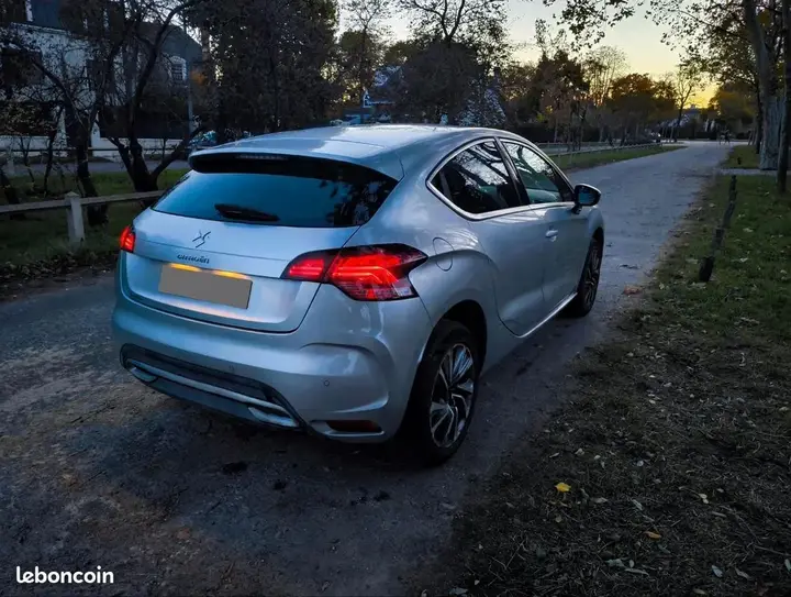 Citroen Ds4 2012 photo 2