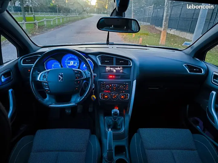 Citroen Ds4 2012 photo 3