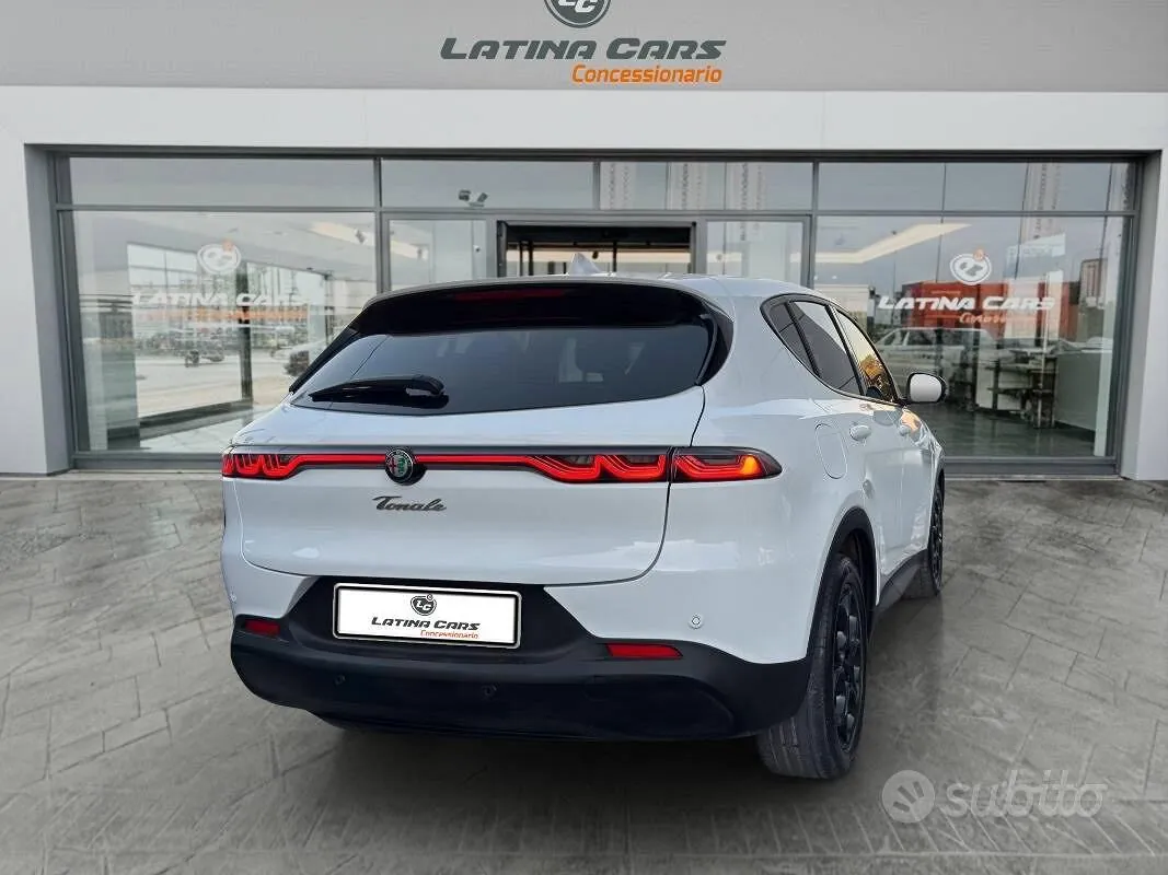 Alfa Romeo Tonale 2023 photo 4