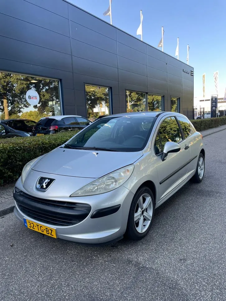 Peugeot 207