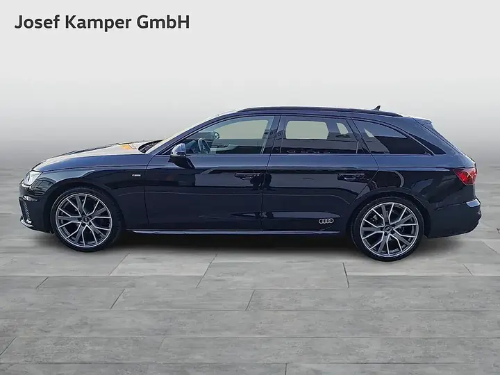 Audi A4 Avant 2023 photo 2