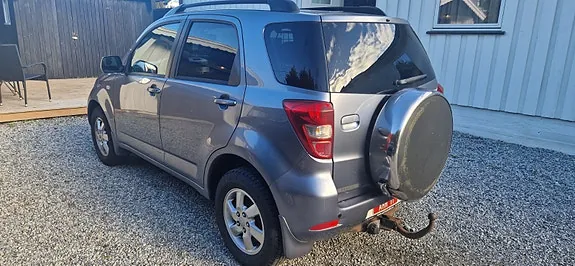 Daihatsu Terios 2006 photo 5