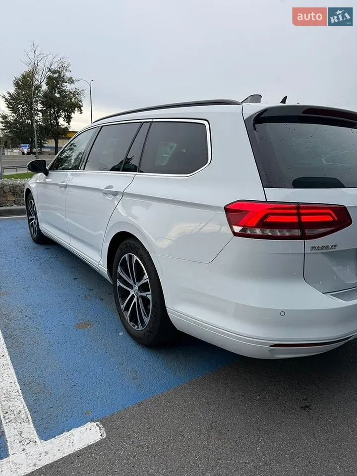 Volkswagen Passat 2017 photo 5