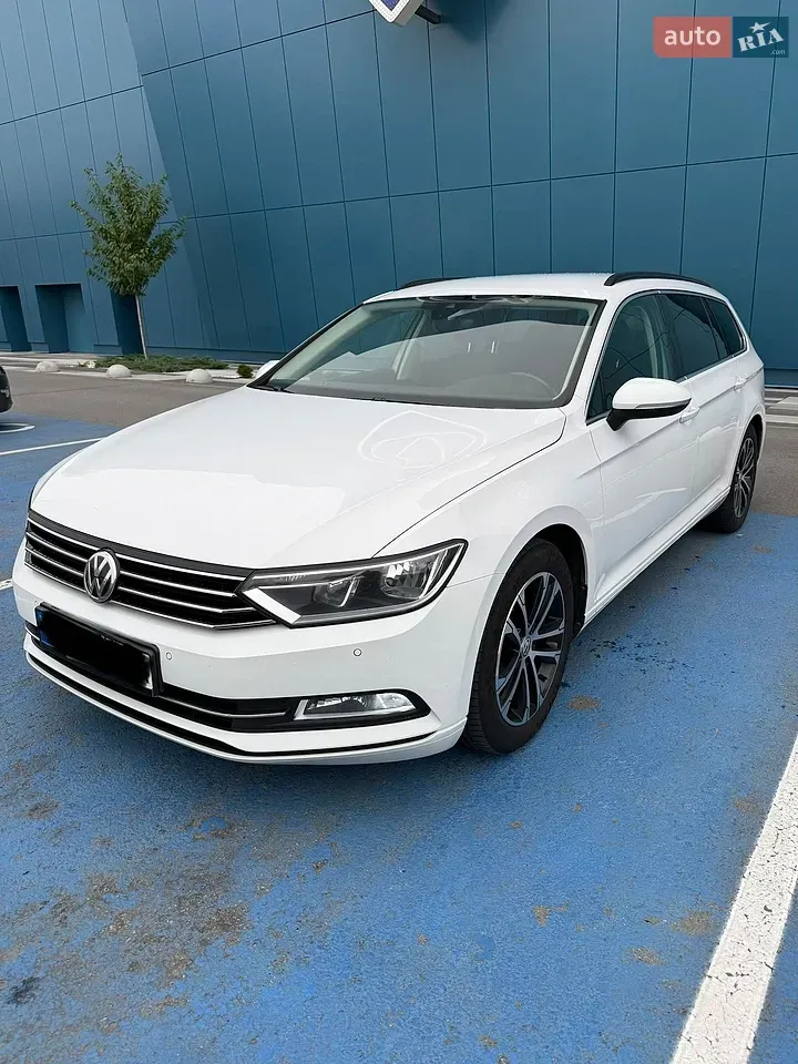 Volkswagen Passat 2017 photo 2