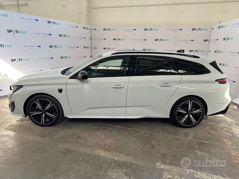 Peugeot 308 2025 photo 2